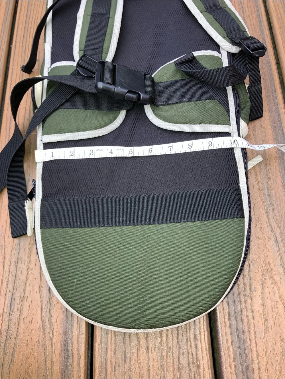 GAP VINTAGE SKATEBOARD CANVAS NYLON ZIPPERED BACKPACK SHOULDER AND WAIST STRAPS